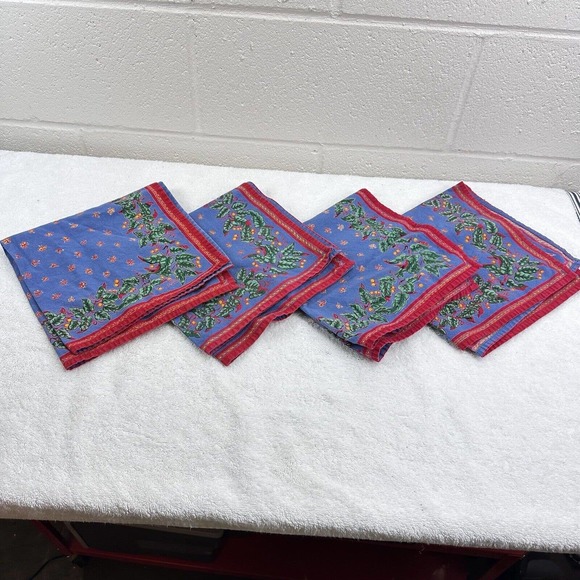 Williams and Sonoma Placemats 19x18.5 Christmas Holidays Vintage Cotton Set Of 4 - Picture 7 of 8